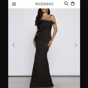 Windsor black gown